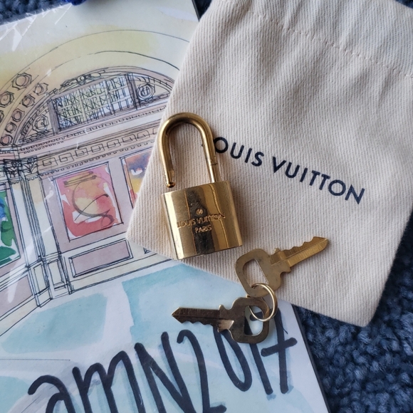 Authentic Louis Vuitton Lock and 2 Keys #303 - Picture 3 of 8